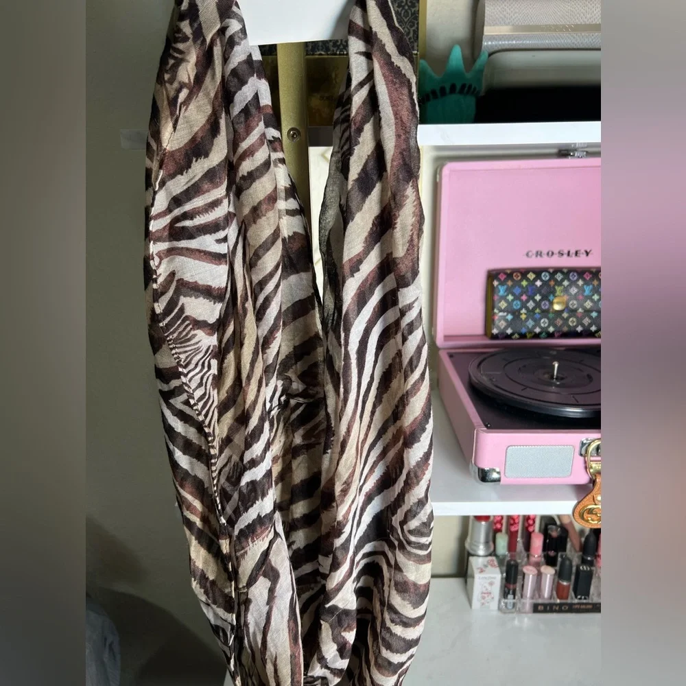 NWT Capelli New York Loop Infinity Scarf
